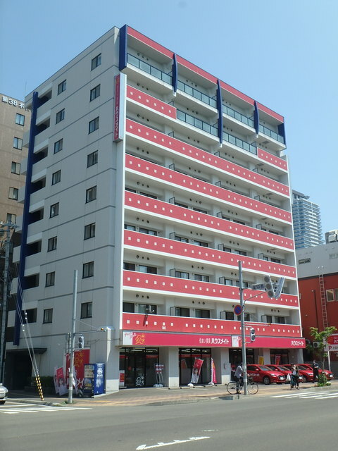 赤いマンション北大前