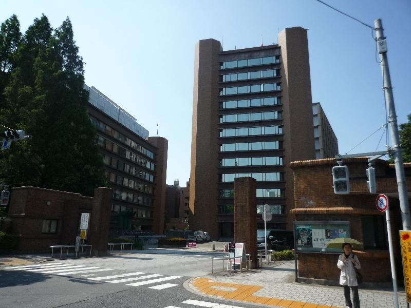 東京大学竜岡門まで徒歩8分！医学部の学生はこちらが最寄の入口です。